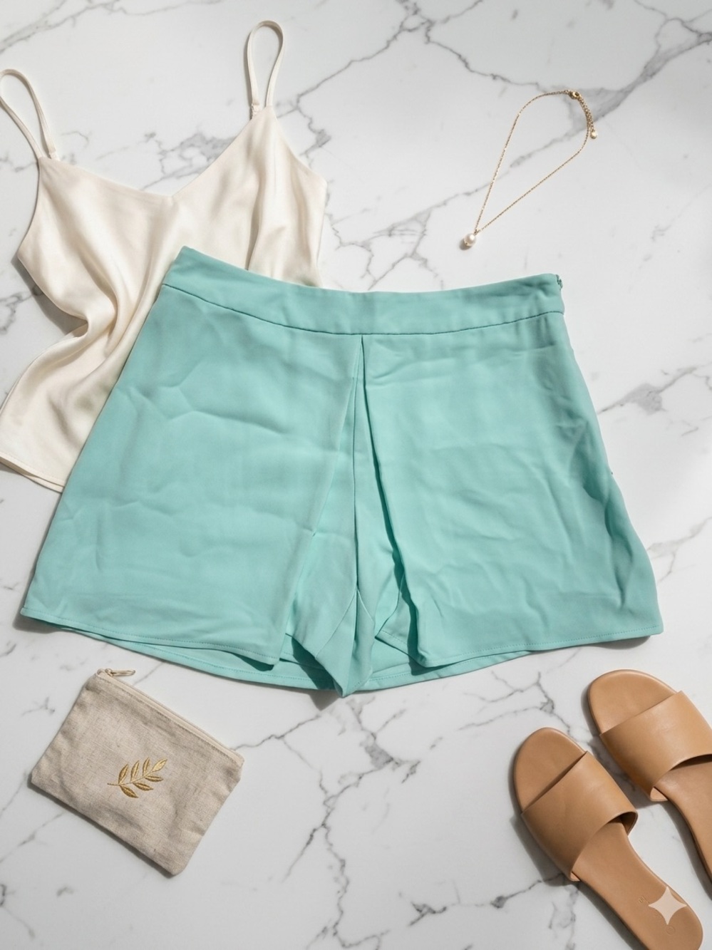Trina‎ Turk Pleated Tailored Skort Modern Preppy Mint Green Eco Crepe Size 2